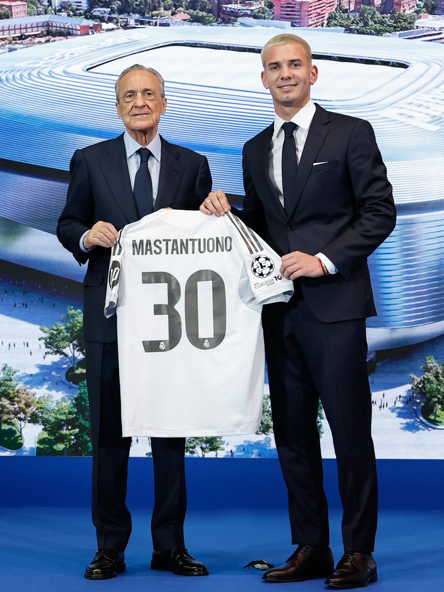 realmadriden's tweet photo. 🤩 #WelcomeMastantuono 🤩 https://t.co/JoR8rpfjbd