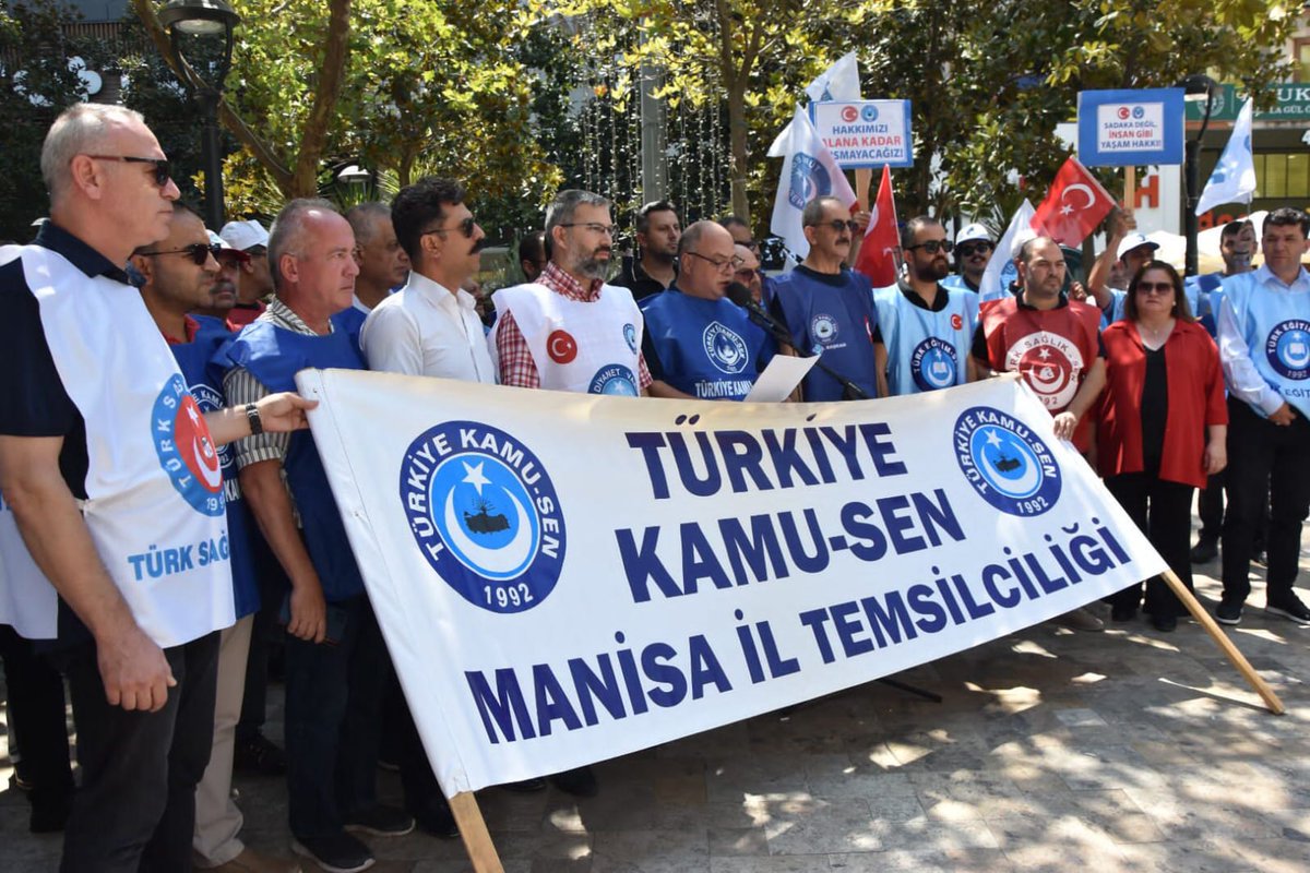Kamu_Sen's tweet photo. ÜVEY EVLAT DEĞİLİZ

YETERSİZ TEKLIFI KABUL ETMIYORUZ!

🚩Manisa
🚩Kars
🚩Bingöl
🚩Bolu
2s https://t.co/ORfy98CPBr