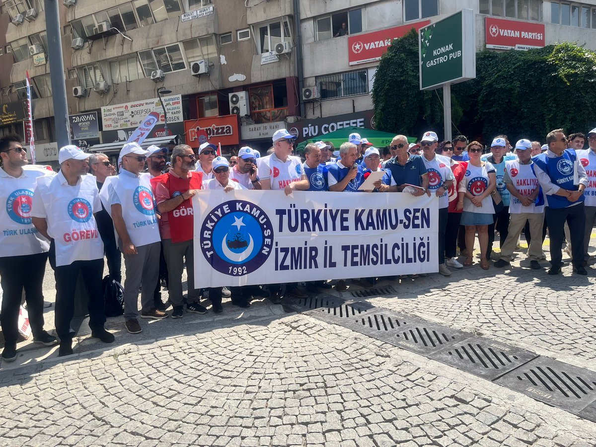 Kamu_Sen's tweet photo. ÜVEY EVLAT DEĞİLİZ

YETERSİZ TEKLIFI KABUL ETMIYORUZ!

🚩Giresun
🚩Izmir
🚩Adıyaman
🚩Adana https://t.co/cJOnOPSCH8