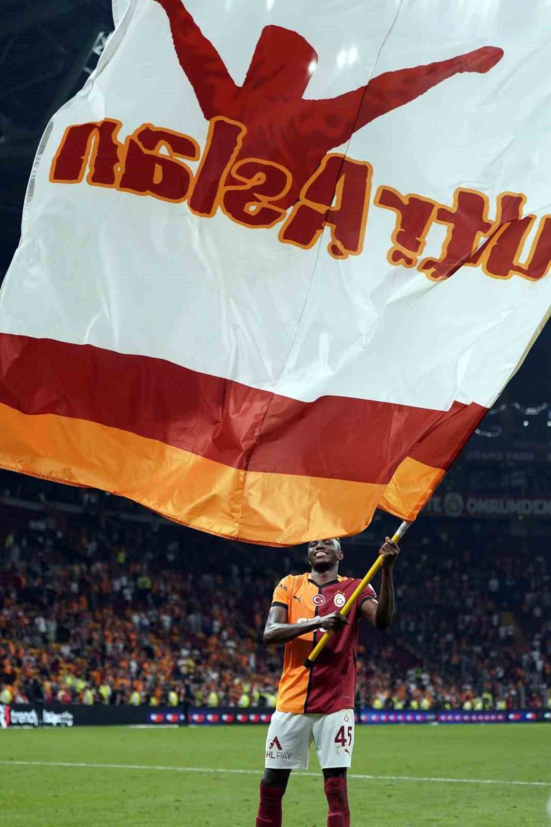 ultrAslan's tweet photo. 🔥 Yarın Akşam 50.000 Aslan Evimizdeyiz! https://t.co/UVxAAlxIos