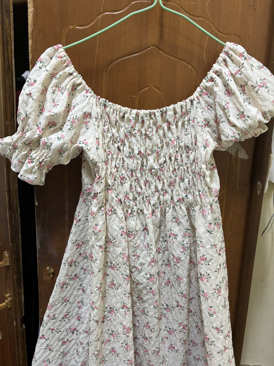 call_B3's tweet photo. 150 บ.

#ส่งต่อเสื้อผ้ามือสอง #ส่งต่อเสื้อผ้ามือ2 #ส่งต่อ https://t.co/h4bsZoaRVV