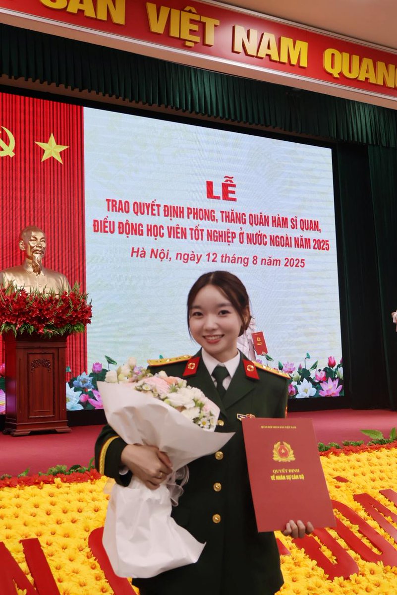 BashkirSMU's tweet photo. We are delighted to share exciting news!
Our graduates from the Faculty of Pharmacy, Chieu Thi Nhung and Nguyen Quoc Khanh, have officially embarked on their professional journey.

They recently took part in the Ceremony for the Appointment and Promotion… https://t.co/trky73Ar4m https://t.co/9LitjLibTq