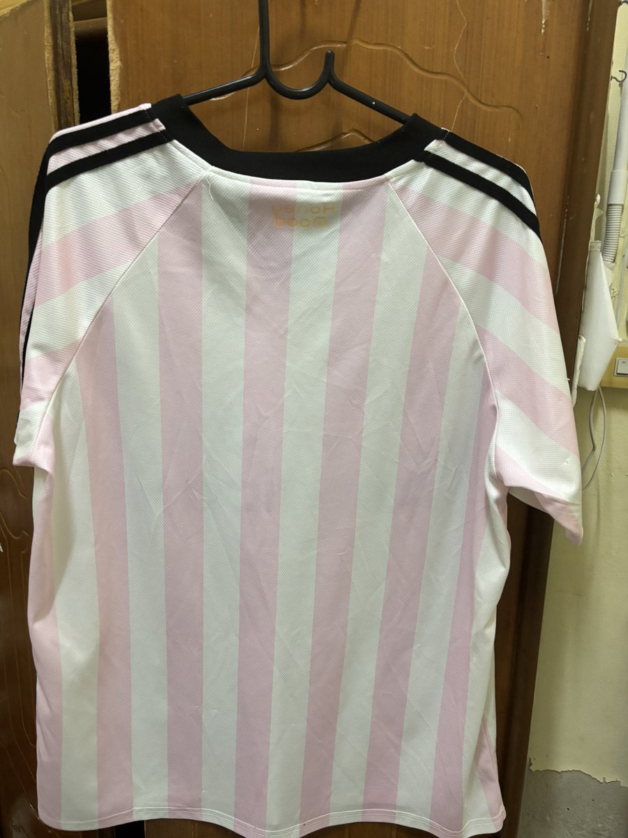 call_B3's tweet photo. 50 บ.

#ส่งต่อเสื้อผ้ามือสอง #ส่งต่อเสื้อผ้ามือ2 #ส่งต่อ https://t.co/BB0RmwuROA
