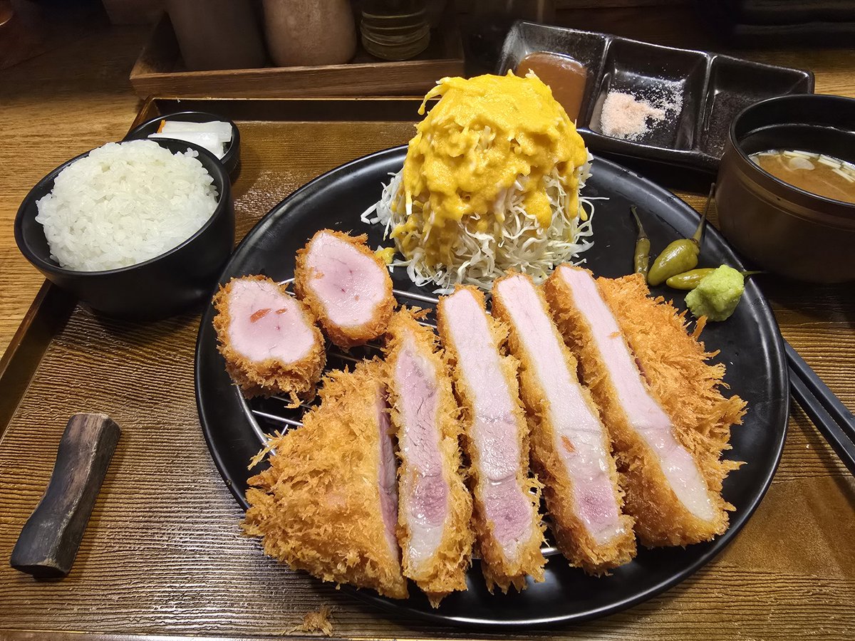 어제먹은 돈가스 
카와카츠 본점

명성에 비해서는 평범했던편..