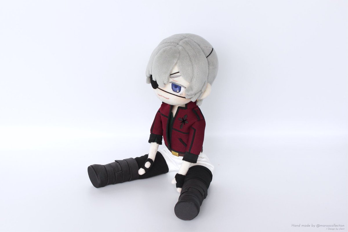 【オーダー作品】
夢ノ希さま (<a href="/saiutuss/">夢ノ希 彩現</a>)より
ご依頼頂きました🙇‍♂️

軍人さんとのことで、しっかりめの生地をチョイス😎
彼の持つ物語に想いを馳せた楽しい制作となりました❣️
一部アイテムは着脱仕様なので、色んな表情を楽しめる作品になったのかなと…！

ご依頼ありがとうございました🙌
#まろコレ