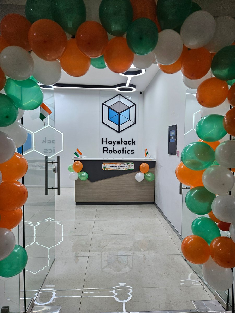 HaystackRobotic's tweet image. 🎉 Happy Independence Day!
Our freedom is our foundation—our innovation is the best tribute to freedom—💡our technology is proof.
#IndependenceDay #15august2025 #HaystackRobotics #IndependenceDay2025