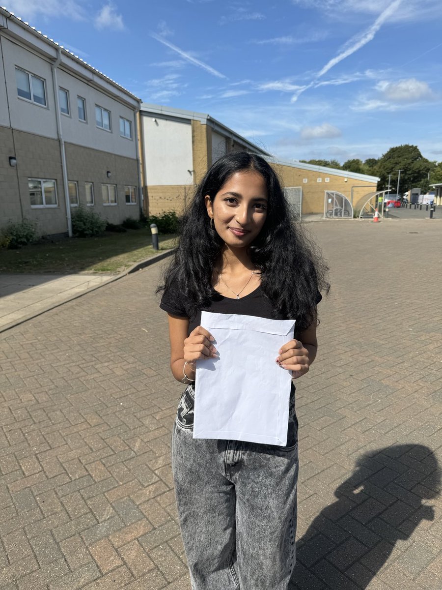 Brampton Manor tweet media