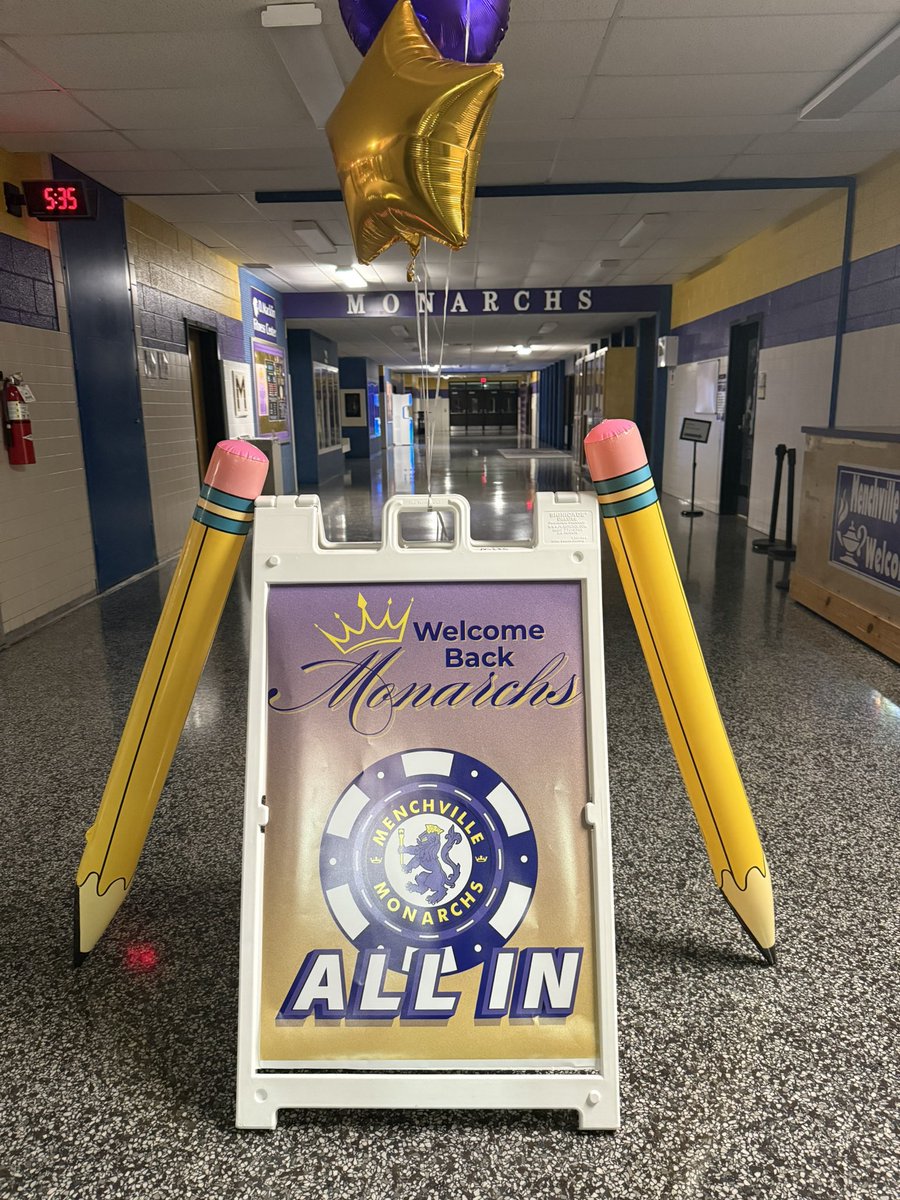 jasonhollar's tweet photo. Let’s GO!!!!! #ALLIN EVERY DAY! 💜💛💜💛 https://t.co/lHKht2iRqY