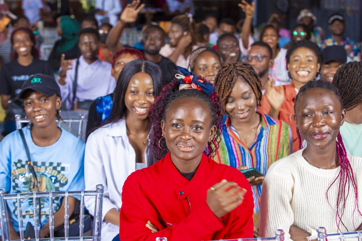 yappi_ng's tweet image. YAPPI IYD 2025 was pure 🔥✨
Theme: Youth, AI &amp;amp; The Future of Work 🚀
From game-changing AI convos to our electric Live Animation Hackathon, Pop Landmark buzzed with ideas, laughter &amp;amp; dreams.

Big love to @DelYorkAcademy &amp;amp; @MastercardFdn 💛

#YAPPI #IYD2025 #AIandCreativity