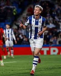 BakermanLeeds's tweet photo. Bring me this lad @LUFC please.

#LUFC https://t.co/MD67kAHdyU