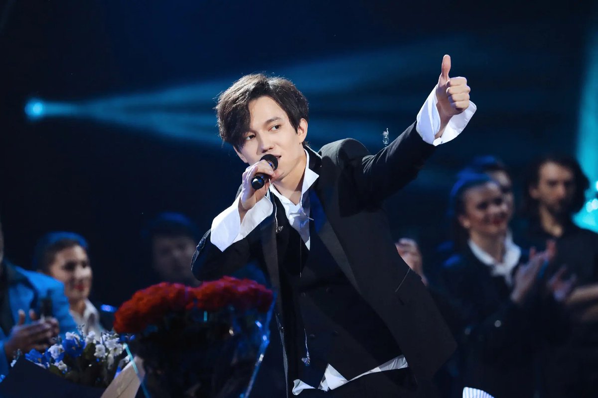 Tasha91 (@tasha9115) on Twitter photo <a href="/nbi37/">nbi37 DQ♩</a> CONCIERTO DIMASH NUEVA YORK
CONCIERTO DIMASH MEXICO
Radiating true chemistry and energy, Dimash shows off his incredible voice and great style on stage during his live performances
Check it out yourself and head to <a href="/dimash_official/">Dimash Qudaibergen</a>
's forthcoming #StrangerTourAmerica concerts <a href="/nbi37/">nbi37 DQ♩</a> CONCIERTO DIMASH NUEVA YORK
CONCIERTO DIMASH MEXICO
Radiating true chemistry and energy, Dimash shows off his incredible voice and great style on stage during his live performances
Check it out yourself and head to <a href="/dimash_official/">Dimash Qudaibergen</a>
's forthcoming #StrangerTourAmerica concerts