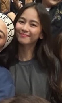 ashlovelikeu's tweet photo. I LOVE YOUR SHIRT ASH🤭🤭🤭 https://t.co/pQZK6UnYuh