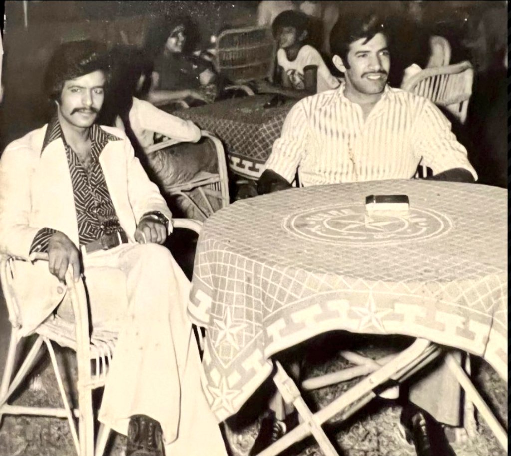 من اليمين النائب الاسبق علي الخلف السعيد وفهد سعد اللافي .. القاهرة