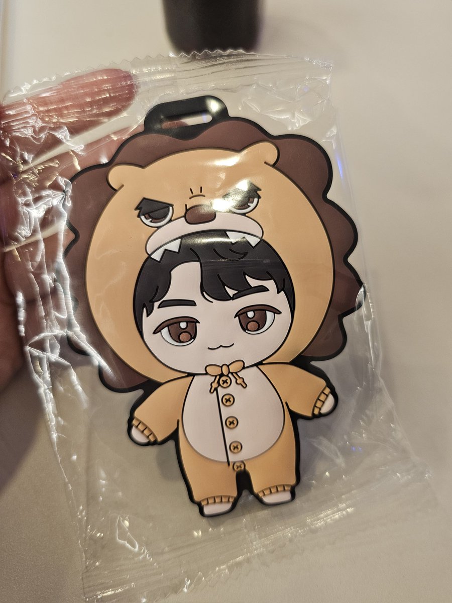bhappy_dear9's tweet photo. 러기지택이 미친 귀여움 실물 미쳤어요 https://t.co/x97hVjk3nk