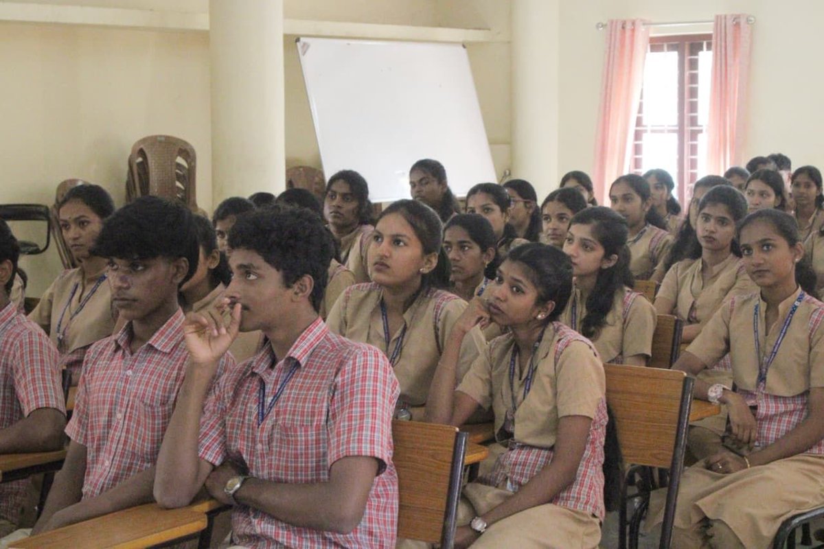 Dr Suja Somanadhan (@sujas15) on Twitter photo Full circle moment. 🎯 I spoke to science students at my old school — St Peter’s High, Kerala 🇮🇳
I once sat in those same seats, with no perfect grades, no money, no connections… just hope & hard work.
Dare to try. You can go further than you dream <a href="/UCDGlobalLounge/">UCD Global Lounge</a> <a href="/ucdsnmhs/">UCD School of Nursing, Midwifery & Health Systems</a> Full circle moment. 🎯 I spoke to science students at my old school — St Peter’s High, Kerala 🇮🇳
I once sat in those same seats, with no perfect grades, no money, no connections… just hope & hard work.
Dare to try. You can go further than you dream <a href="/UCDGlobalLounge/">UCD Global Lounge</a> <a href="/ucdsnmhs/">UCD School of Nursing, Midwifery & Health Systems</a>