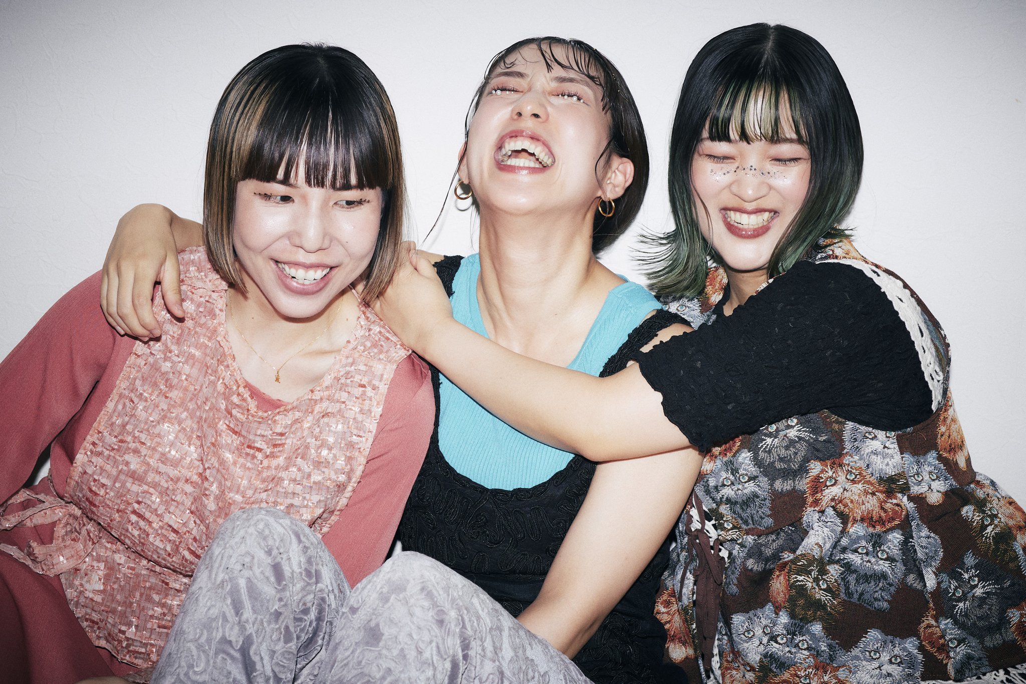 Hump Back 林萌々子 朝焼け待つ夜明け Hump Back・林萌々子に取材しました！ (2020/08/19) ROCKIN'ON