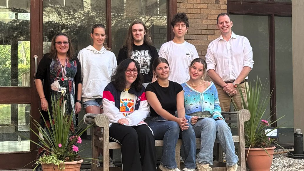 Holy Trinity School tweet media