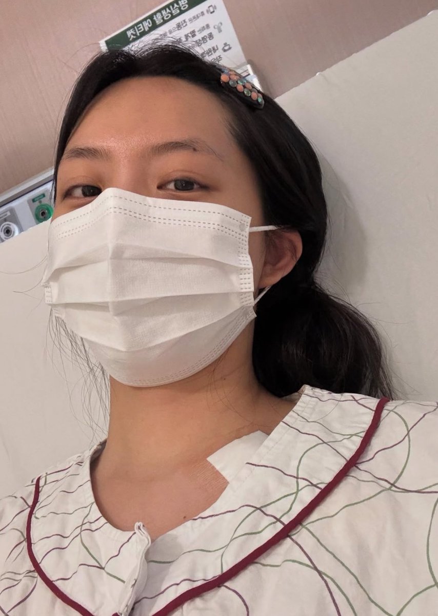 nugupromoter's tweet photo. IRRIS' member Jiwon (I.L) has shared an update about her leukemia treatment.

She shares everything has been going well, the next step is Hematopoietic Stem Cell Transplantation. https://t.co/XzgeburK7o