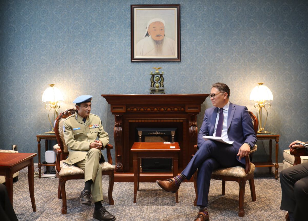 Гадаад харилцааны яамны Төрийн нарийн бичгийн дарга Л.Мөнхтүшиг энэ 08 дугаар сарын 14-ний өдөр Нэгдсэн Үндэстний Байгууллагын Цагдаагийн зөвлөх, комиссар Файзал Шахкарыг хүлээн авч уулзав.

🔗gov.mn/mn/news/all/af…