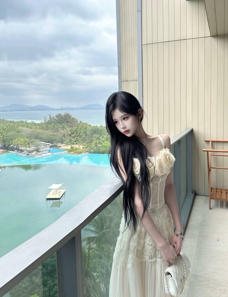 威海经区。又添一位极品。本人超级白。已经开工了。喜欢的抓紧联系预约安排。