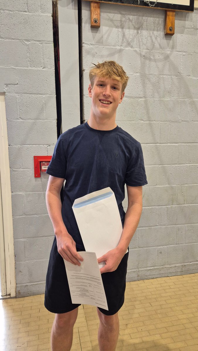 Hayes School (@hayessecondary) on Twitter photo Well done to Harry who achieved A* A B and will be reading Economics <a href="/UniofBath/">University of Bath</a> Well done to Harry who achieved A* A B and will be reading Economics <a href="/UniofBath/">University of Bath</a>
