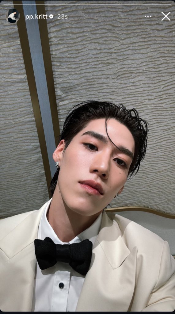 กลัวโดนมันต่อย ทรงแบดบอยมาก เจ้าชู้ เพลย์บอย สาวๆระวังตัวไว้ให้ดี

PP KRIT CARTIER AT PARAGON #CartierxPPKrit