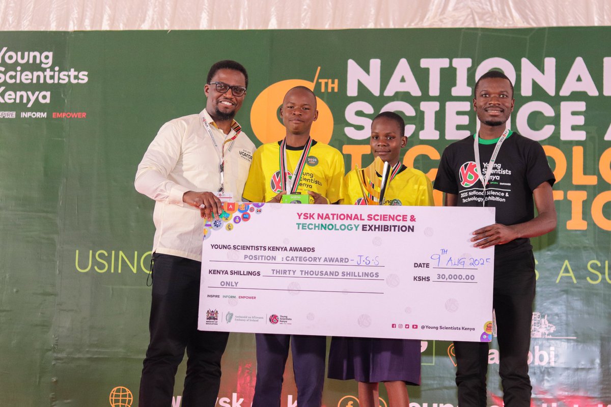 YSTKenya's tweet photo. Celebrating #YSK2025 Social and Behavioural Winners!🥳
They were awarded for their creativity and empathy by Dr. Julius Butime, Dean of the School of Computing and Engineering Sciences, @StrathU.
Congratulations winners!! 👏
#YSKExhibition #SocialImpact #InnovationWithPurpose https://t.co/WjTbU7nAM9