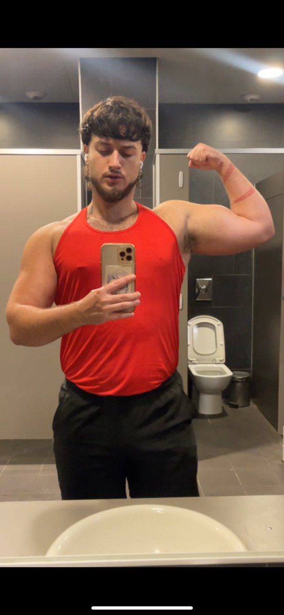 __ferrs__'s tweet photo. 2020/2025

Esto SÍ es una twink death https://t.co/kB6zAgt2OH