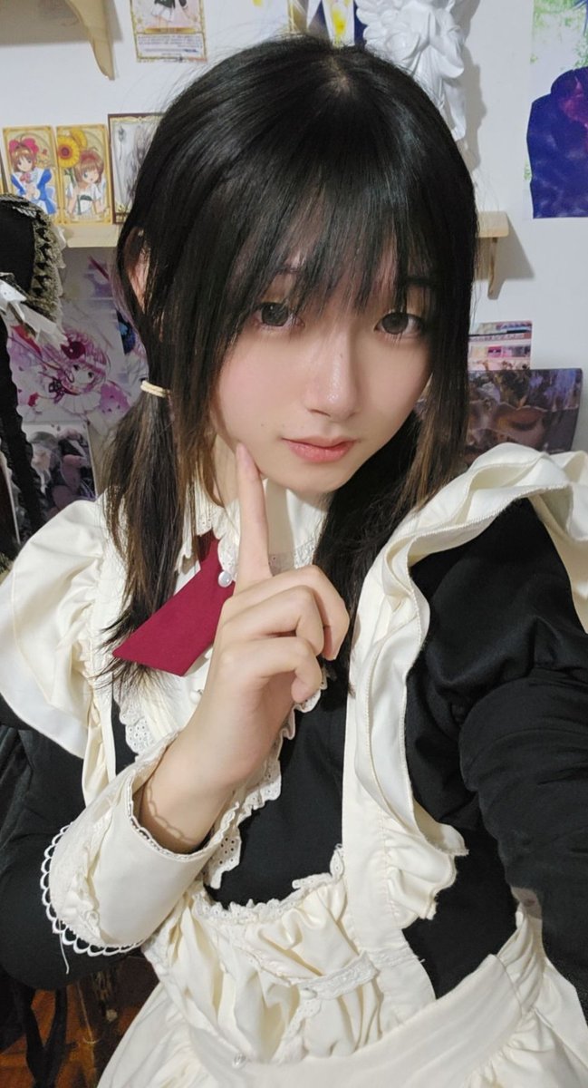 素颜无美颜无滤镜型小女仆 #男娘 #双马尾 #女仆装