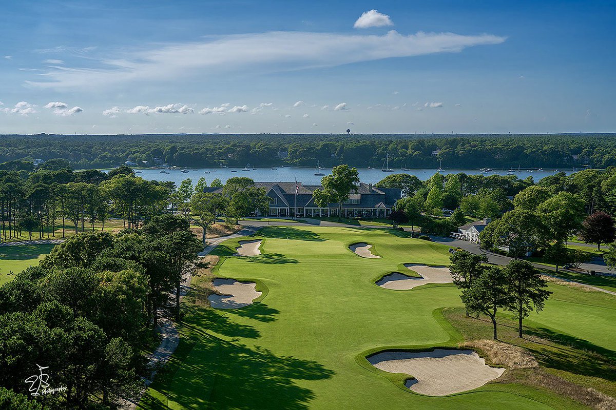 Evan_Schiller's tweet photo. Summers on Cape Cod are truly idyllic, especially when having the opportunity to photograph Oyster Harbors Club. This Donald Ross gem underwent a recent restoration by Gil Hanse &amp; Jim Wagner, and thanks to Wes Neff and the dedicated staff, is in pristine condition. 🔥🔥 https://t.co/l6FGC9Mgxg