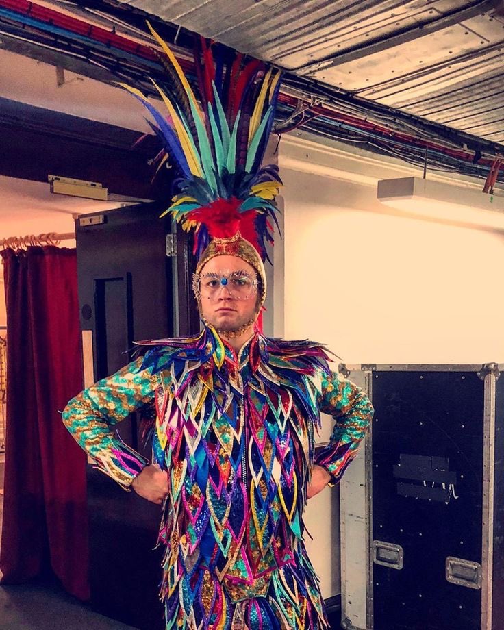teddy_taron's tweet photo. The Life of a Showgirl https://t.co/adeIRnOI3O