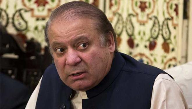 khurram143's tweet photo. جنگ کا ڈیزائن تیار کرنے والے نوازشریف کےلئے کوئی ایوارڈ نہیں۔۔!! 🥹 https://t.co/IB9kM2YXxt