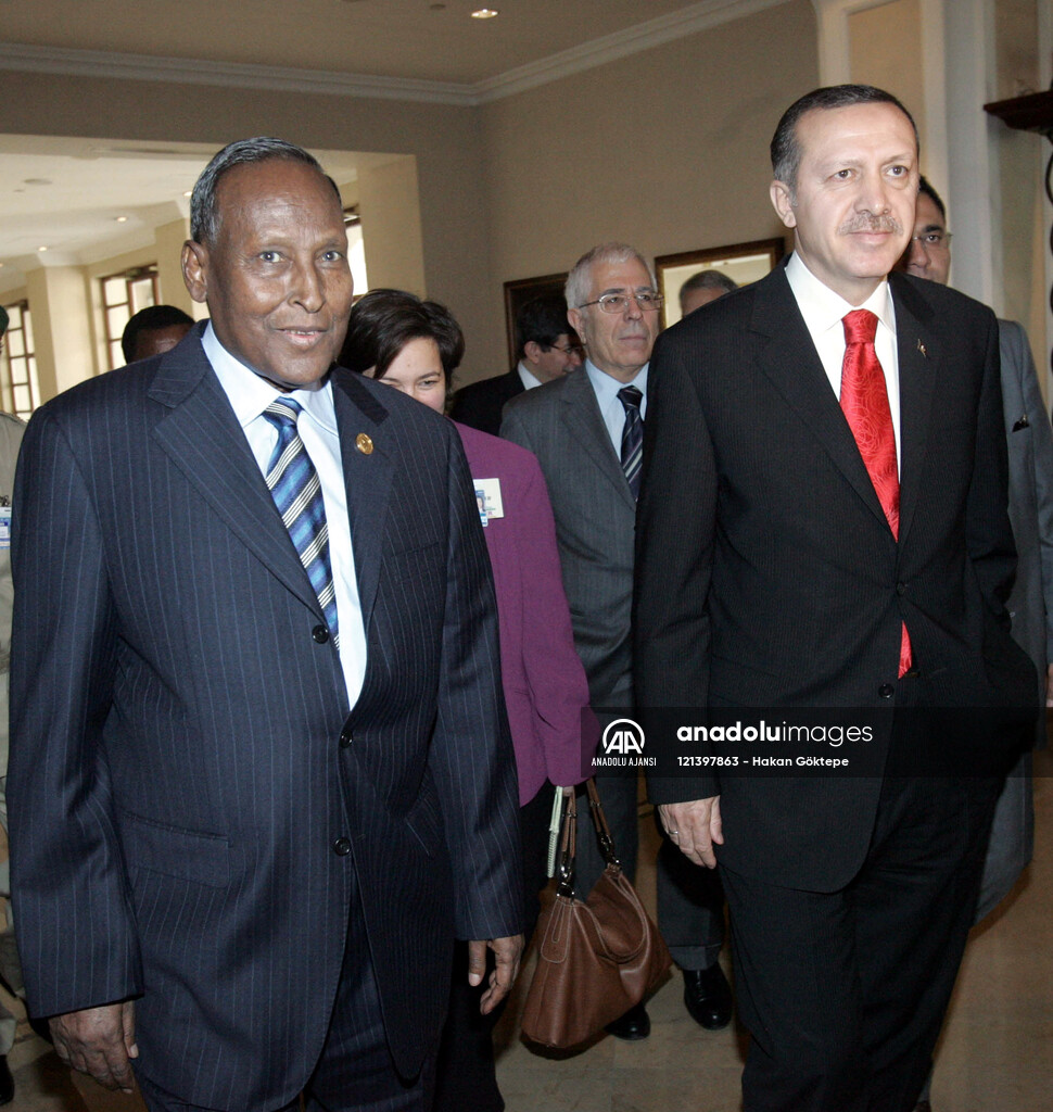 This photograph, taken on January 30, 2007, at the African Union Summit in Addis Ababa, shows Turkish Prime Minister Recep Tayyip Erdoğan meeting Somali President Abdullahi Yusuf Ahmed. Years before the more widely known 2011 engagement, it marked the first high-level contact
