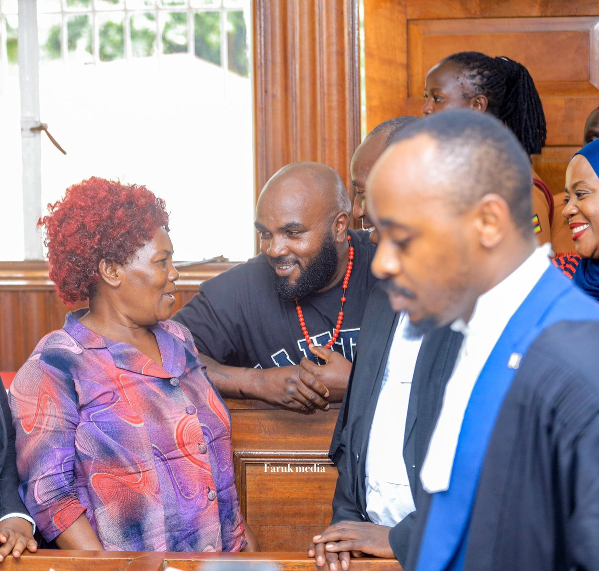 brucenahabwe1's tweet photo. Priceless moment as Eddie Mutwe saw his mum🥺❤️ https://t.co/sadahTaI5c
