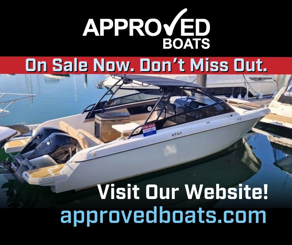 ApprovedBoats's tweet image. Over £50k off this 2018 Greenline Neo in our Summer Sizzler Sale ⚡

Sporty weekender meets stylish entertainer, twin Mercury V8s, entertainer’s cockpit &amp;amp; premium extras. 
Ready now in Southampton: approvedboats.com/boats-for-sale…

#BoatSale #GreenlineNeo #YachtBrokerageEurope #YachtSale