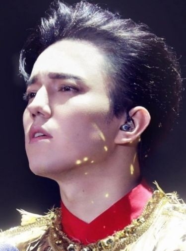 Cherry2 🇰🇿#DIMASH STRANGER TOUR 💖 (@vidimash) on Twitter photo <a href="/Cristin25558525/">Cristina► DQ♩</a> CONCIERTO DIMASH NUEVA YORK
CONCIERTO DIMASH MEXICO
#StrangerTourAmerica
🎧🌠🎤
Dimash memenangkan tempat yang unik di dunia musik, berkat jajaran vokalnya yang menakjubkan. <a href="/Cristin25558525/">Cristina► DQ♩</a> CONCIERTO DIMASH NUEVA YORK
CONCIERTO DIMASH MEXICO
#StrangerTourAmerica
🎧🌠🎤
Dimash memenangkan tempat yang unik di dunia musik, berkat jajaran vokalnya yang menakjubkan.