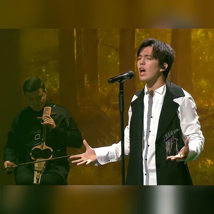 Cherry2 🇰🇿#DIMASH STRANGER TOUR 💖 (@vidimash) on Twitter photo <a href="/monica_valdi/">MonicaValdi🇨🇱 ✌</a> CONCIERTO DIMASH NUEVA YORK
CONCIERTO DIMASH MEXICO
#StrangerTourAmerica
💮🎼💐
DiMash ganhou um lugar único no mundo da música, graças à sua deslumbrante gama vocal. <a href="/monica_valdi/">MonicaValdi🇨🇱 ✌</a> CONCIERTO DIMASH NUEVA YORK
CONCIERTO DIMASH MEXICO
#StrangerTourAmerica
💮🎼💐
DiMash ganhou um lugar único no mundo da música, graças à sua deslumbrante gama vocal.