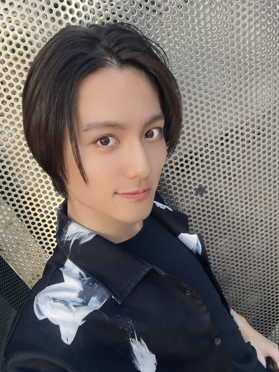 SakaguchiMinamu's tweet photo. #earch の西村さんにカット&amp;カラーをしていただきました♪♪
夏仕様に素敵にアップデートしていただき最高に気分が上がるー！！
いつも本当にありがとうございます！！ https://t.co/ZjosaIODsA