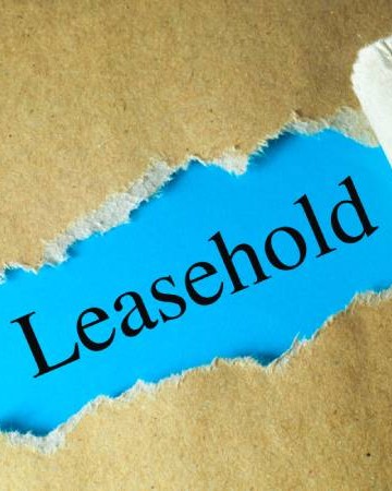 Leaseholders: How long do you have left on your lease? It's advisable to look into a leasehold extension, as soon as the fixed period has 90 years remaining. Find out more ⬇️

bit.ly/4g9N1WF  

#leasehold #property