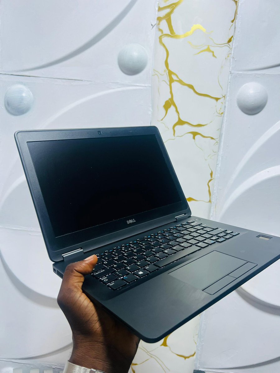 ejike_miguel's tweet image. Brand/Model: Dell Latitude E7270
Processor: Intel Core i5-6300U @2.40GHz
Memory Type: 8GB DDR4
Storage Type: 256GB SSD
Backlit 💡 Keyboard ⌨️: Yes ✅
Price : 230k