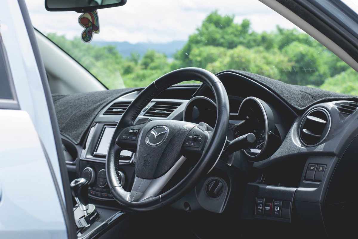 ようやく様になってきたので次車お披露目🌍️🌍️🌍️

マツダ プレマシー 「20s SKYACTIV」

後期クルコン付き、両側電動スライドドアで実用性◎
既に車高調とアーム類は交換済
なんやったら一回ドラシャブロー😇

ヨーロピアンな感じで仕上げていきます！！CW界隈の皆様よろしくお願いします🙇‍♂️