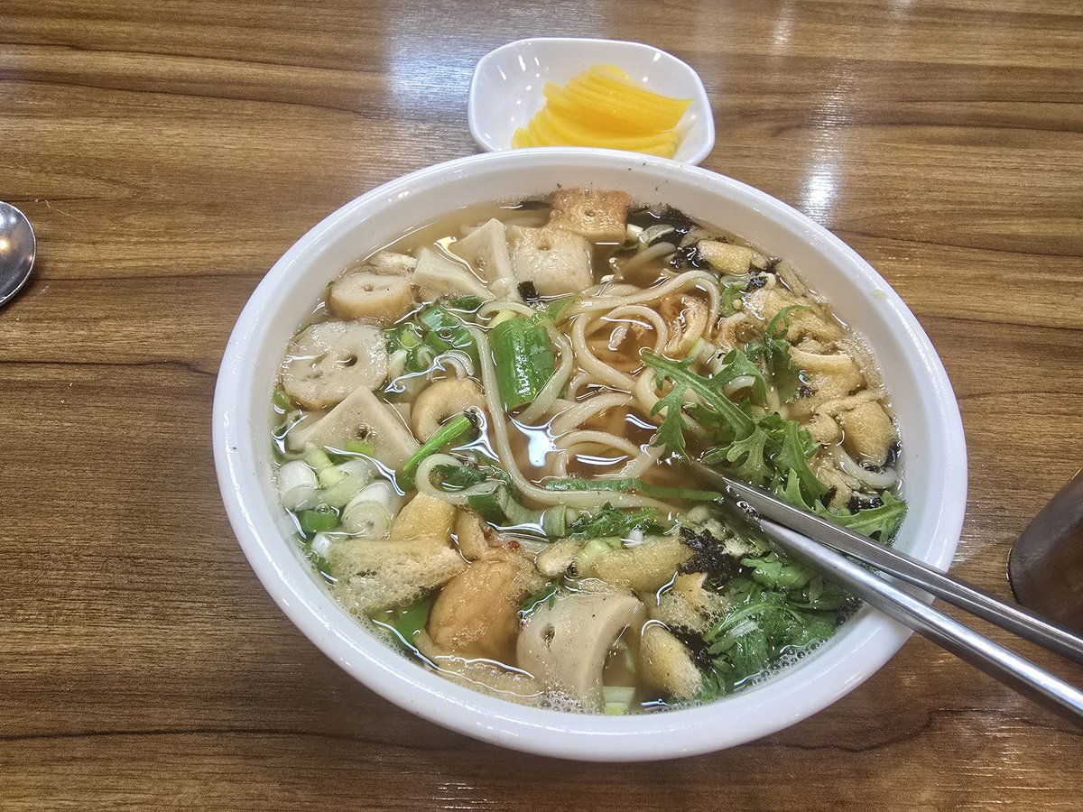 망원 즉석 우동
왜 웨이팅이 이렇게 긴지 매번 이해할수 없음