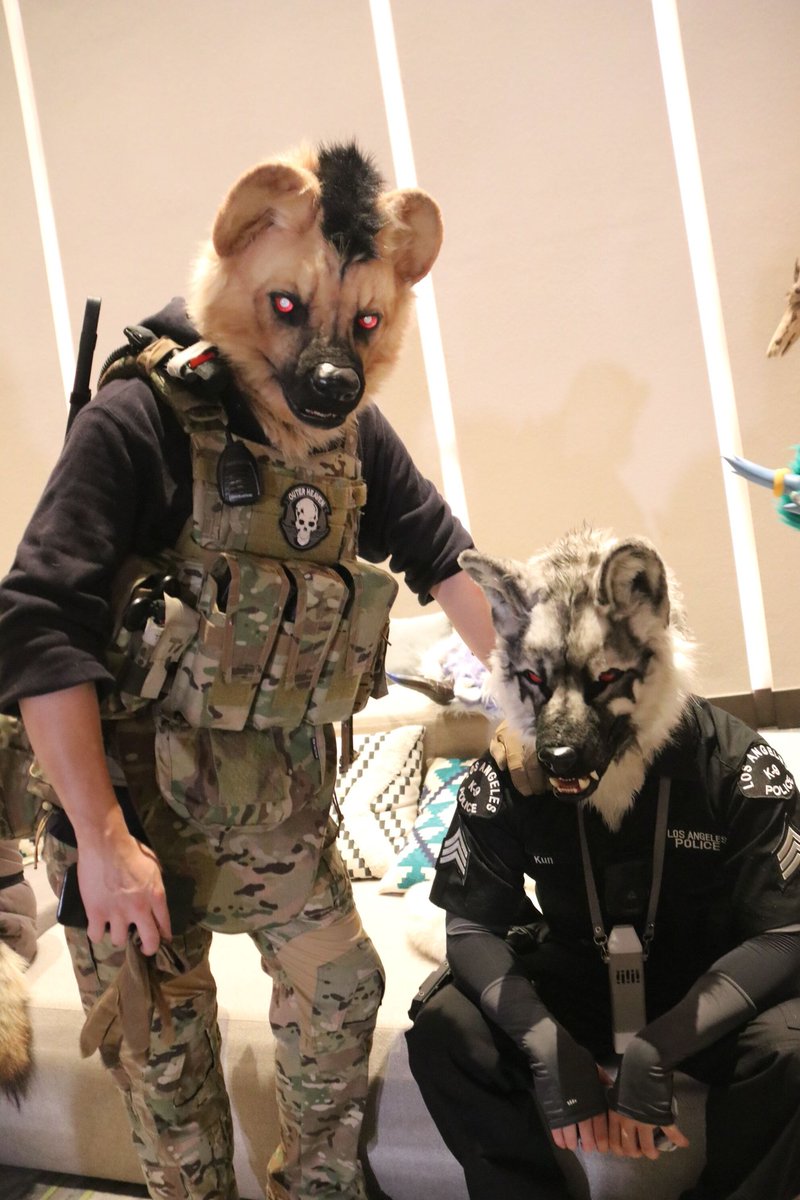 霸凌小老弟这块