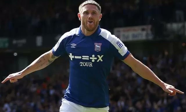 Stewart's Gloves tweet media