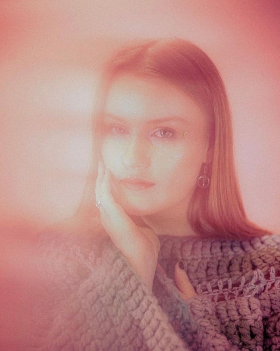 singularartists's tweet photo. SPECIAL GUESTS ADDED
#Beattie + @annaleahmusic
will be on support duties ...
For @siobhwinifred 's
debut Dub headline
@WorkmansDublin || 13th Sept
TIX + MORE INFO ⬇️
https://t.co/1KuiexetrD https://t.co/aB02mzcPEV