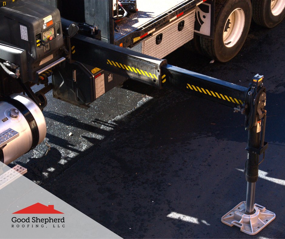 833GSRroof's tweet photo. Heavy equipment. Serious precision.
Get your commercial roof project moving today.

🌐 https://t.co/mkQyDIqskA
 
📞 833-477-7663

#TrustTheGoodShepherd #GoodShepherdRoofing #CommercialRoofing #RoofCheck https://t.co/pd9BLxVIuH