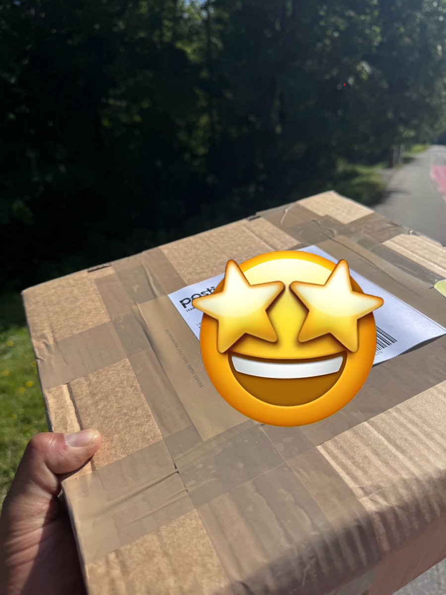 eustacker's tweet image. Happy to carry this home from postage pickup up. Some heavy package full of silver!!! 😎
🐨 
#silver #silvercollection