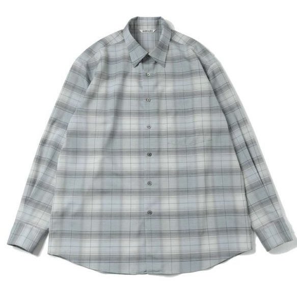 IU received Auralee’s Super Light Wool Check Shirt in Blue Green as a gift from Park Bo-gum.

$595 (estimated price)

<a href="/_IUofficial/">아이유(IU)</a> #IU #아이유 #IUfashion #auralee