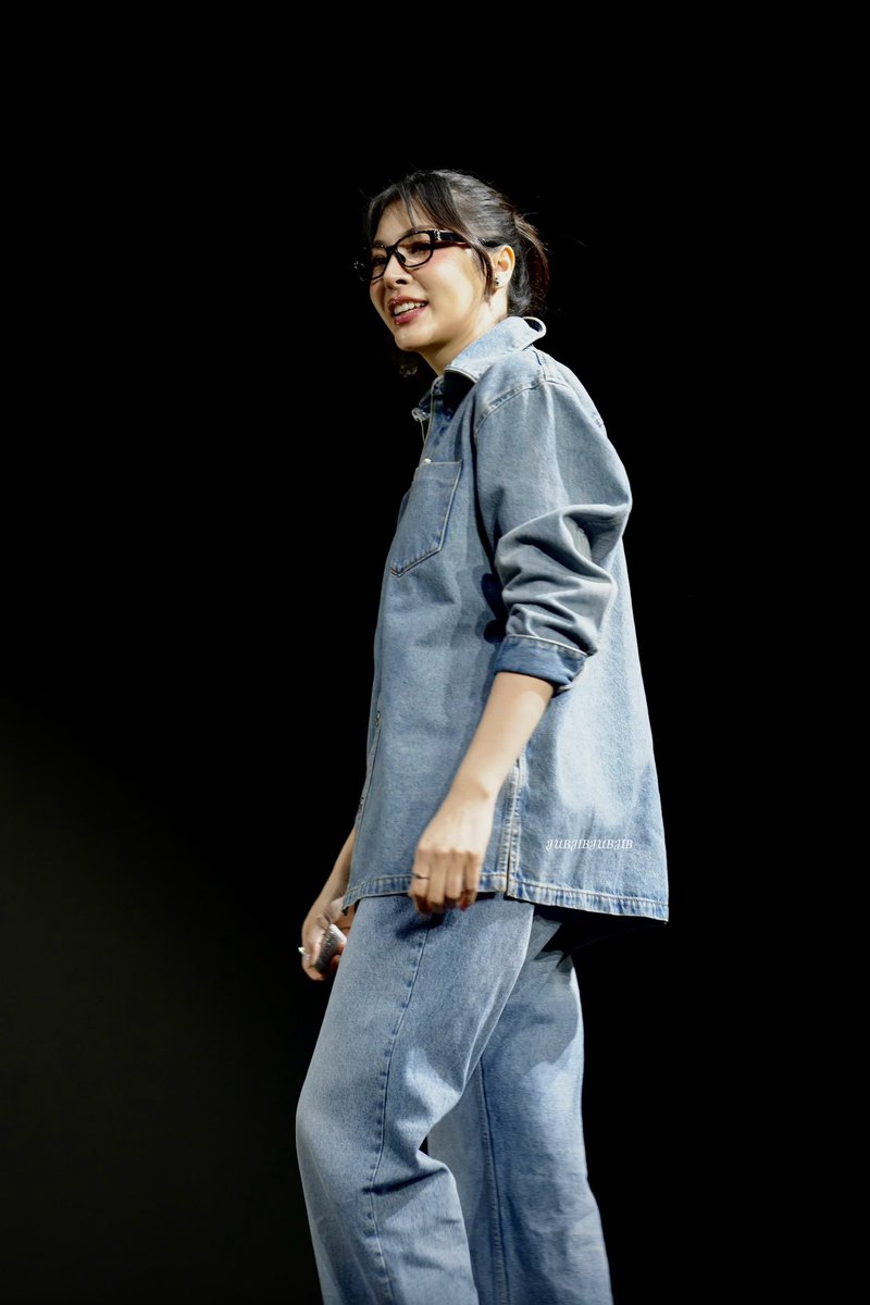 How can you be cute and handsome at the same time ??!! 😆

FAYEMILY ALWAYS WITH FAYE
#FayeAppreciationDay
#FayePeraya 
#ฝ้ายพีรญา