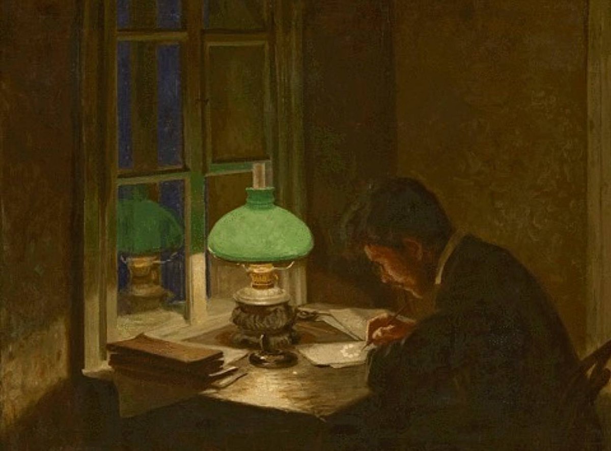 تقول الكاتبةُ كوليت: إذا كنتَ تكتب كلَّ شيءٍ يطرأ على ذهنك، فأنت كاتبٌ عادي. 
الكاتبُ الحقيقيُ هو الذي يستطيع محاكمة نصوصه ويعرفُ قيمتَها بالضبطِ من دونِ شفقةٍ أو رحمةٍ، ويُدمِّر أغلبَها..